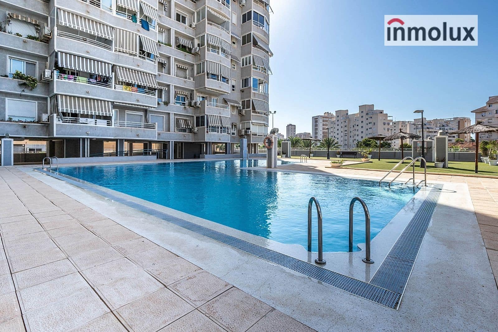 2 soveværelse Lejlighed til leje i Cabo de las Huertas med swimmingpool garage - € 1.100 (Ref: 9402682)