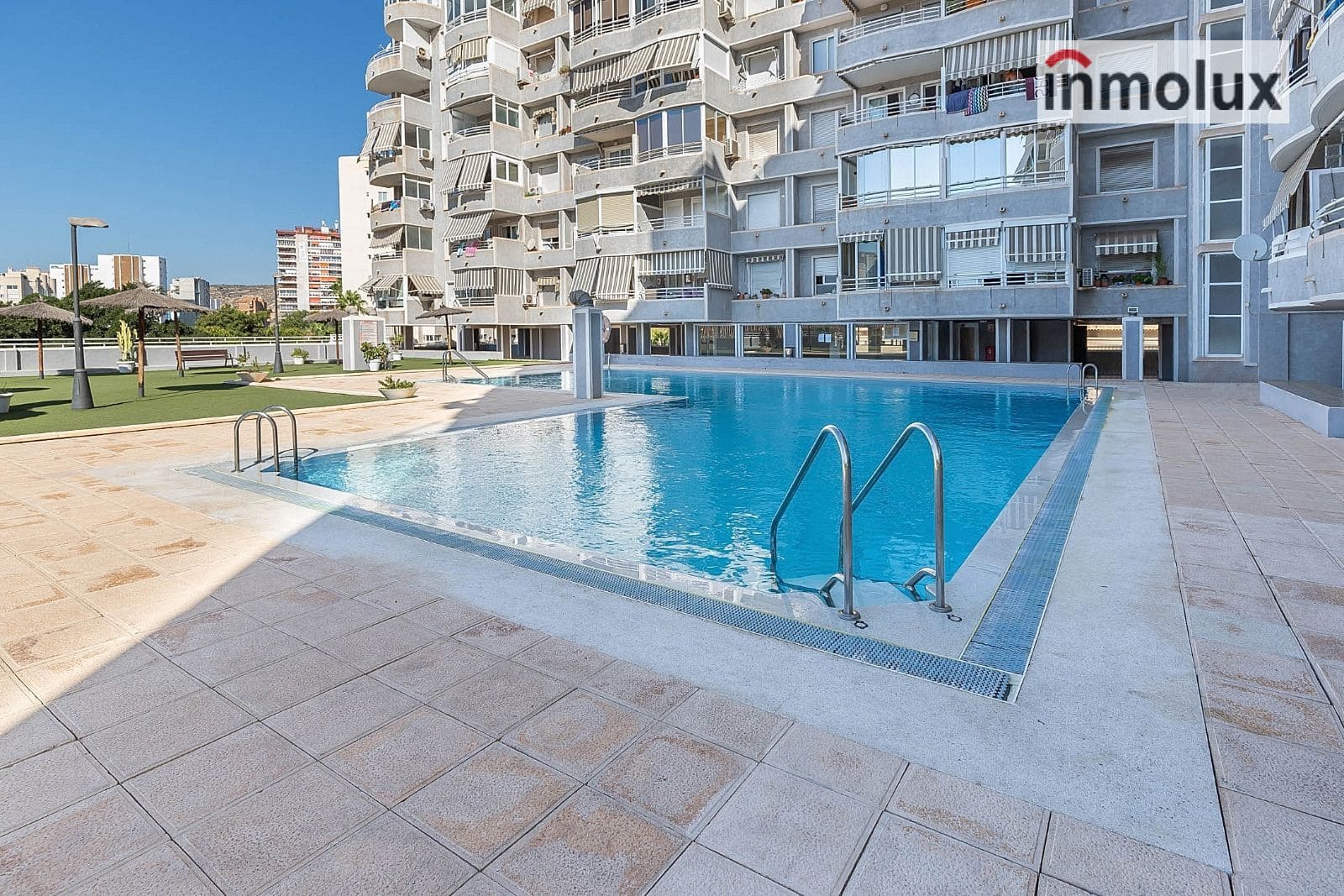 2 soveværelse Lejlighed til leje i Cabo de las Huertas med swimmingpool garage - € 1.100 (Ref: 9402682)