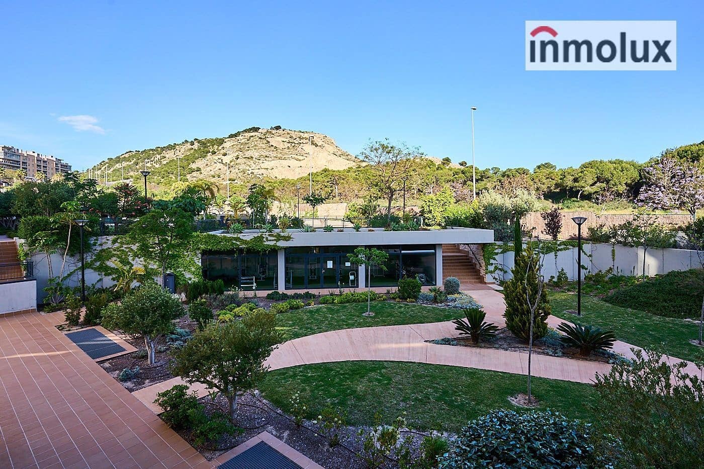 2 sypialnia Mieszkanie do wynajęcia w Miasto Alicante / Alacant z basenem garażem - 1 700 € (Ref: 9405910)