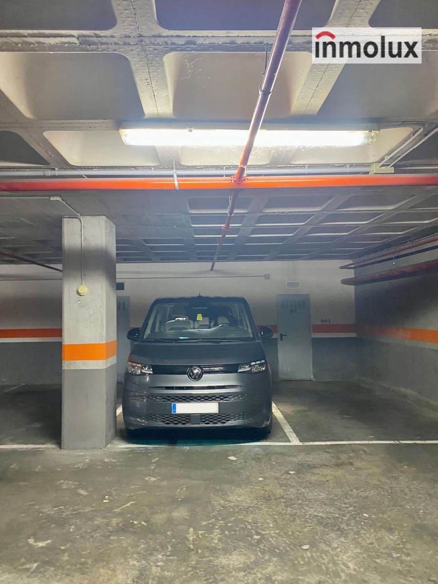 Garage zu verkaufen in Alicante / Alacant Stadt - 25.000 € (Ref: 9420549)