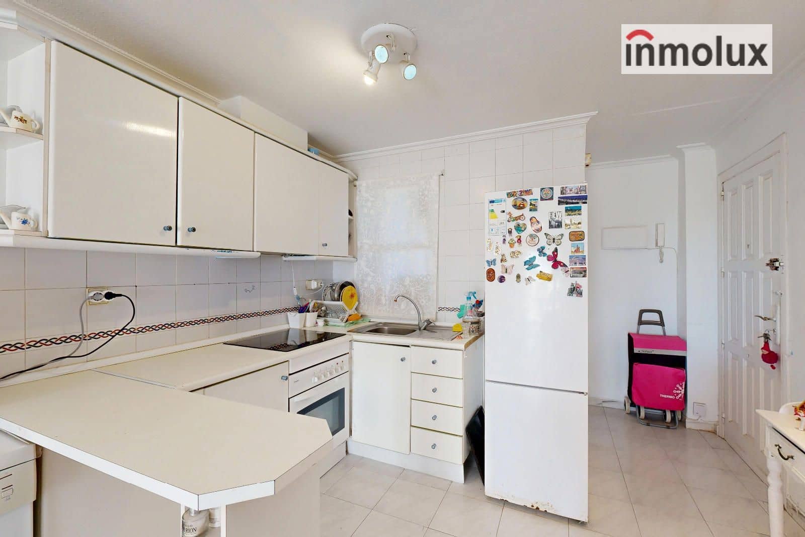 2 makuuhuone Asunto myytävänä paikassa Arenales del Sol mukana uima-altaan - 205 000 € (Ref: 9426260)