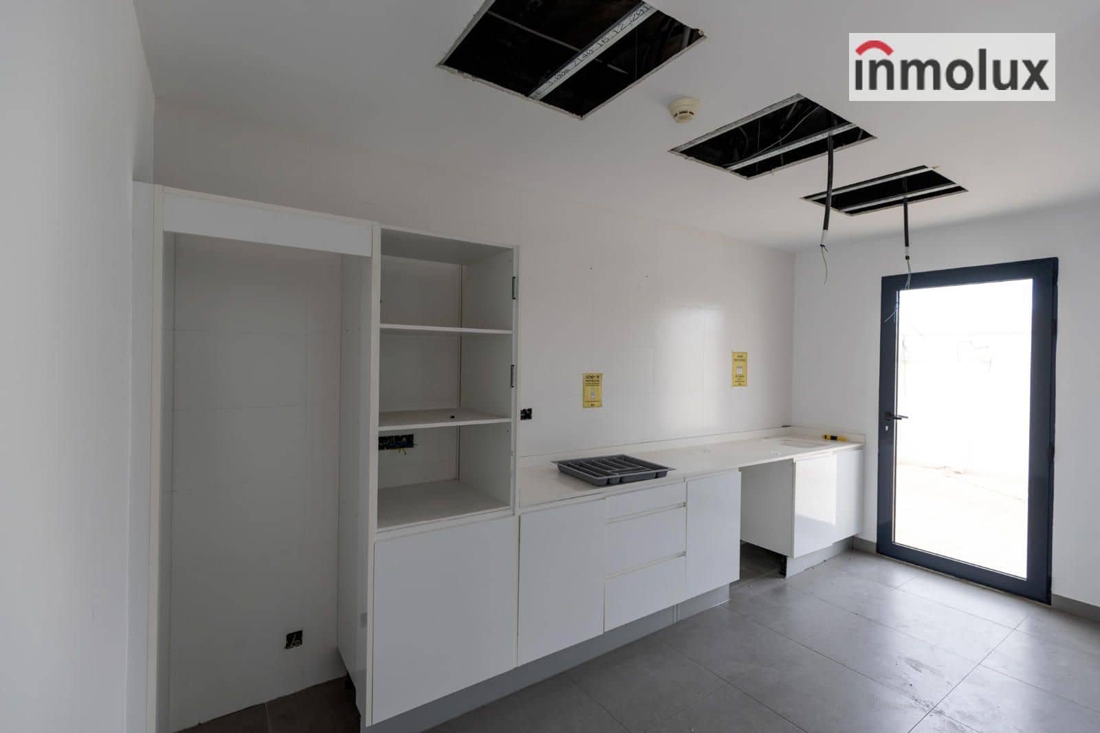 Commerciale da affittare in Alicante citta - 7.500 € (Rif: 9432768)