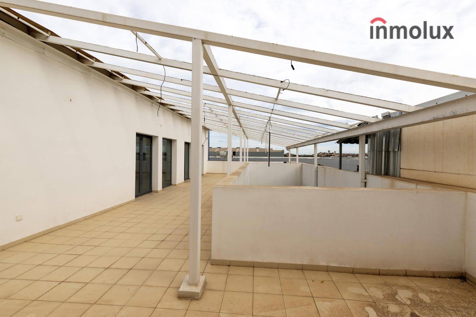 Commerciale da affittare in Alicante citta - 7.500 € (Rif: 9432768)
