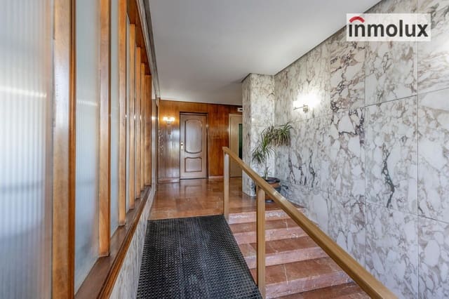 Appartement de 2 chambres à louer à Raval Roig - Virgen del Socorro, Alicante ville - 1 100 € (Ref: 9443775)