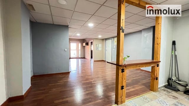 Appartement de 2 chambres à louer à Raval Roig - Virgen del Socorro, Alicante ville - 1 100 € (Ref: 9443775)