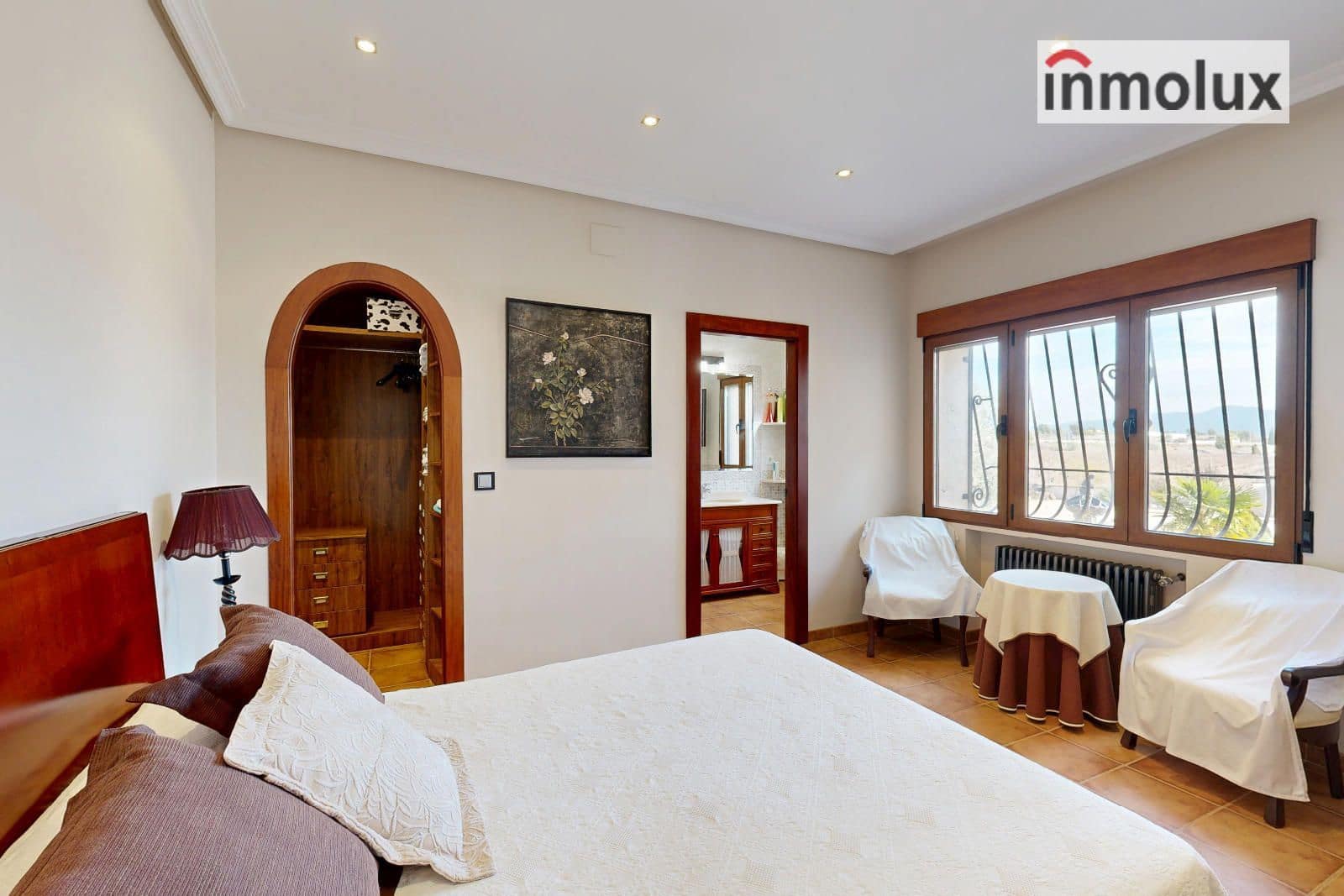 4 sypialnia Willa na sprzedaż w Castalla z basenem garażem - 1 500 000 € (Ref: 9448516)