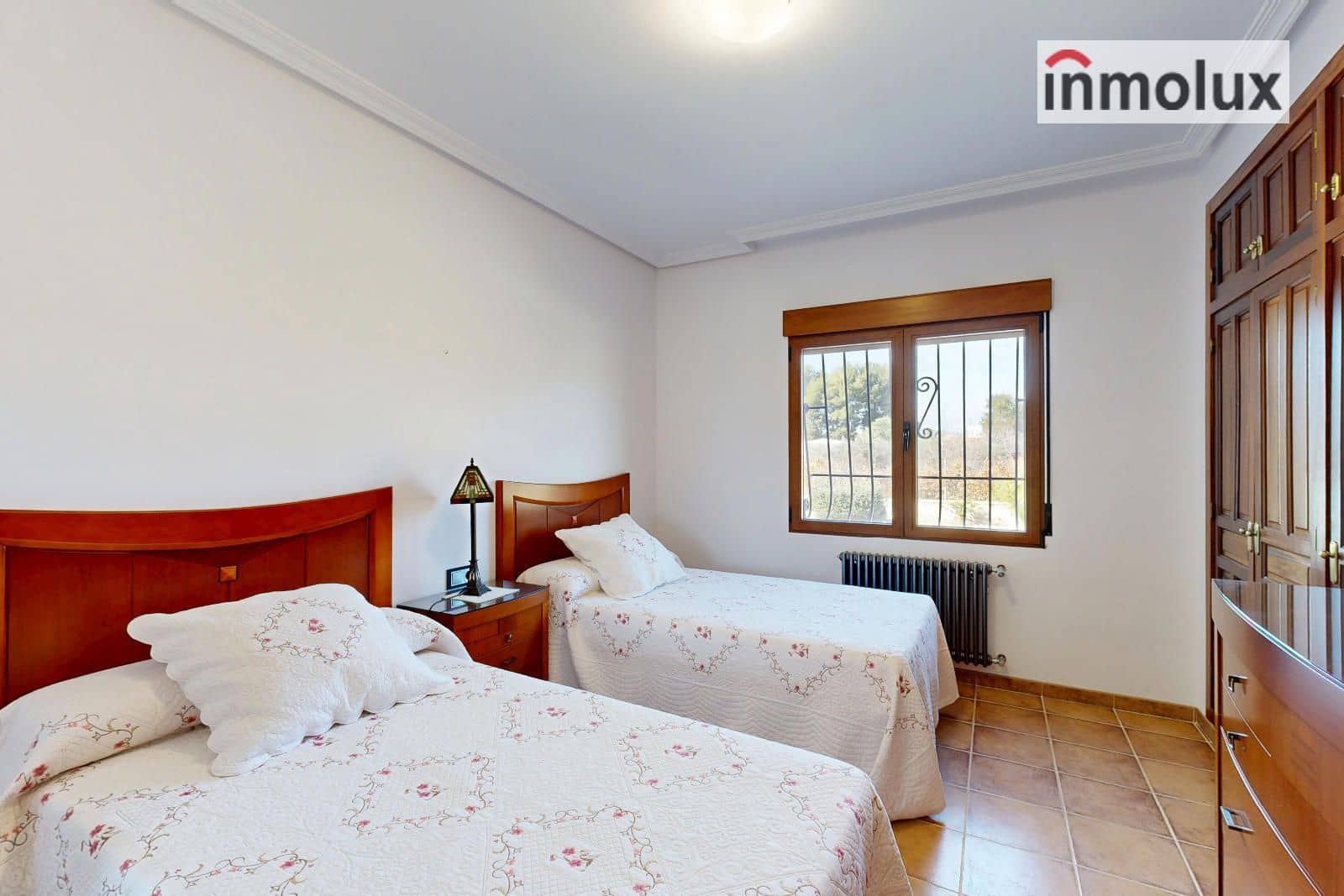 4 sypialnia Willa na sprzedaż w Castalla z basenem garażem - 1 500 000 € (Ref: 9448516)