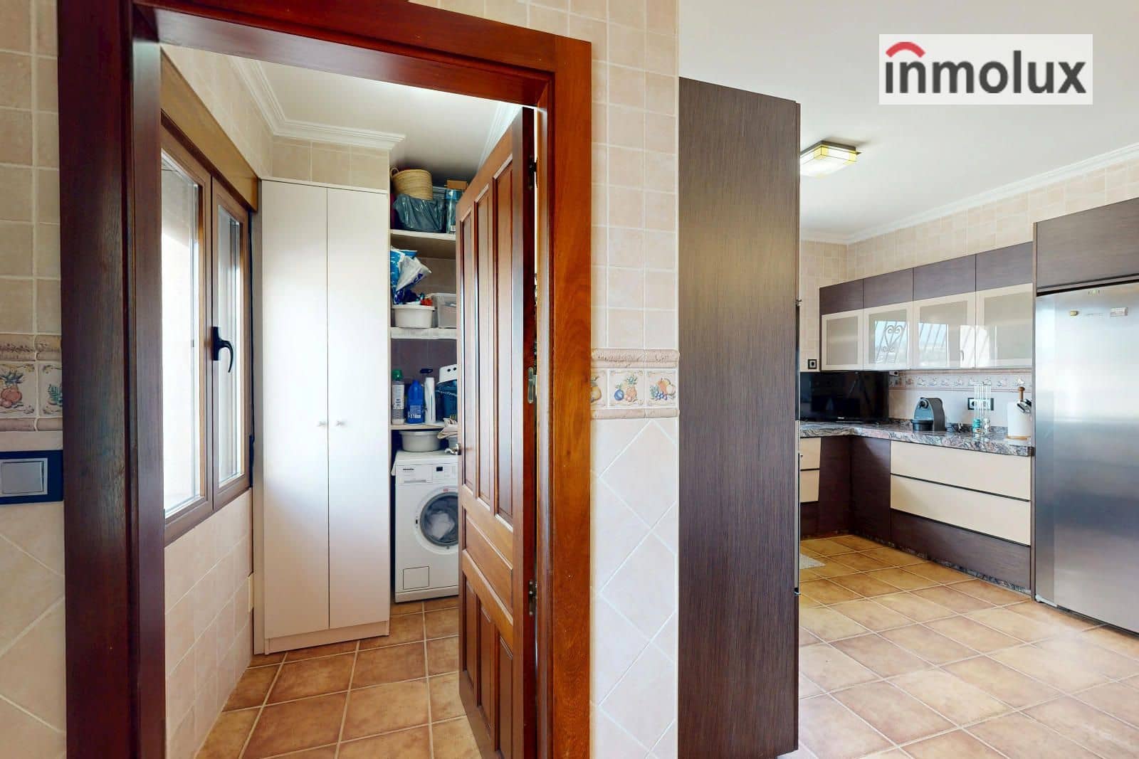 4 sypialnia Willa na sprzedaż w Castalla z basenem garażem - 1 500 000 € (Ref: 9448516)