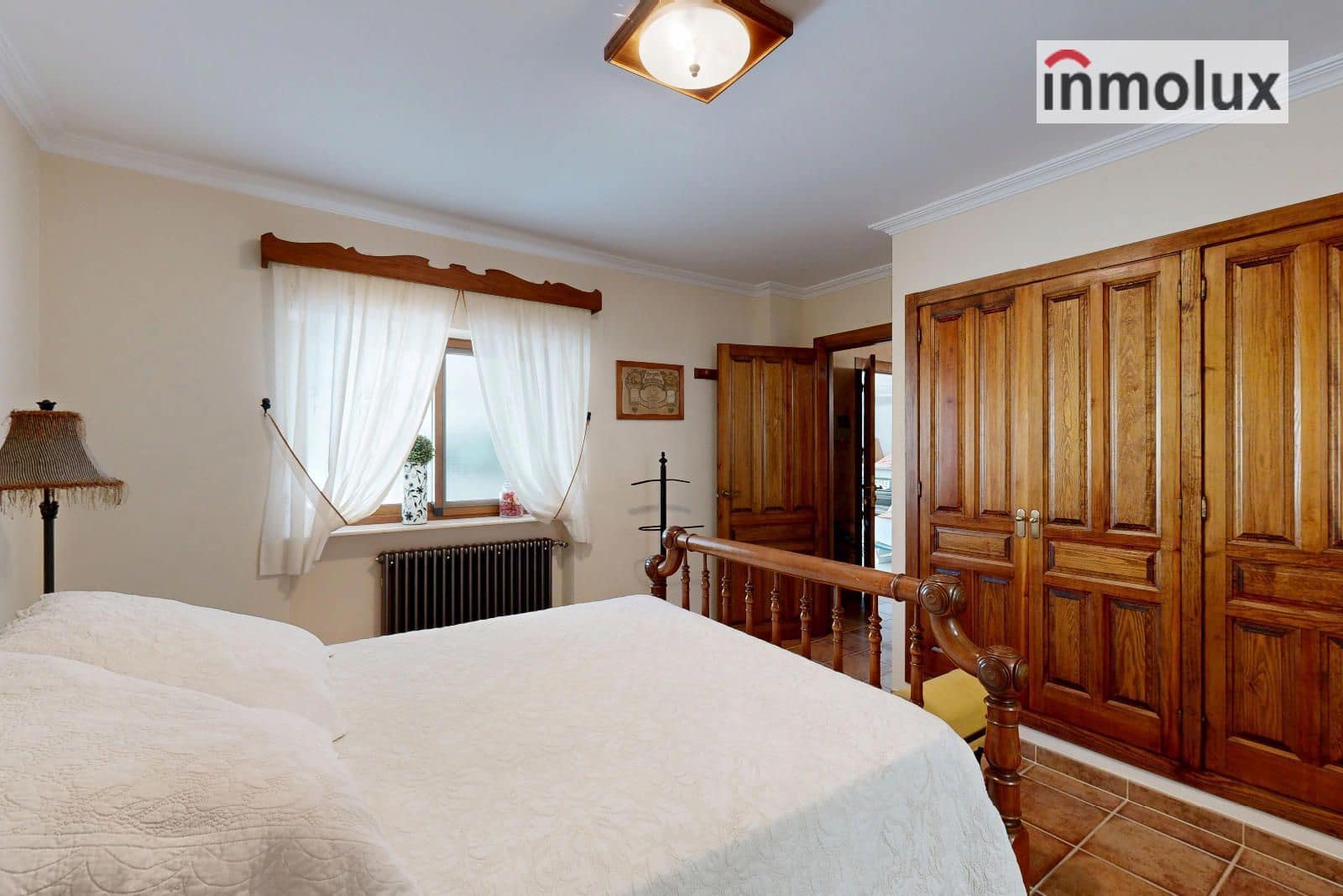 4 sypialnia Willa na sprzedaż w Castalla z basenem garażem - 1 500 000 € (Ref: 9448516)