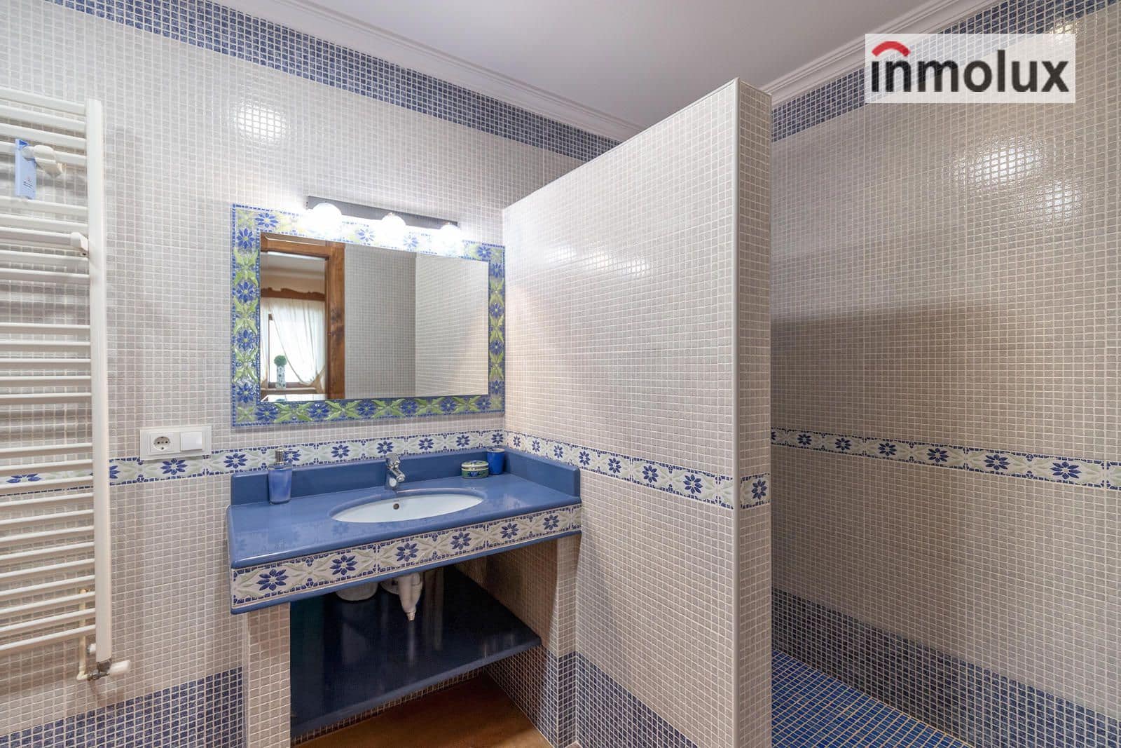 4 sypialnia Willa na sprzedaż w Castalla z basenem garażem - 1 500 000 € (Ref: 9448516)