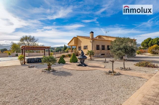 4 sypialnia Willa na sprzedaż w Castalla z basenem garażem - 1 500 000 € (Ref: 9448516)