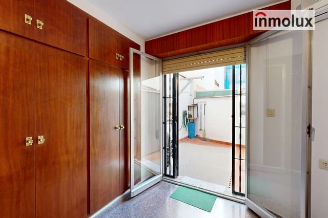 4 quarto Apartamento para venda em Mercado, Alicante cidade - 340 000 € (Ref: 9451134)