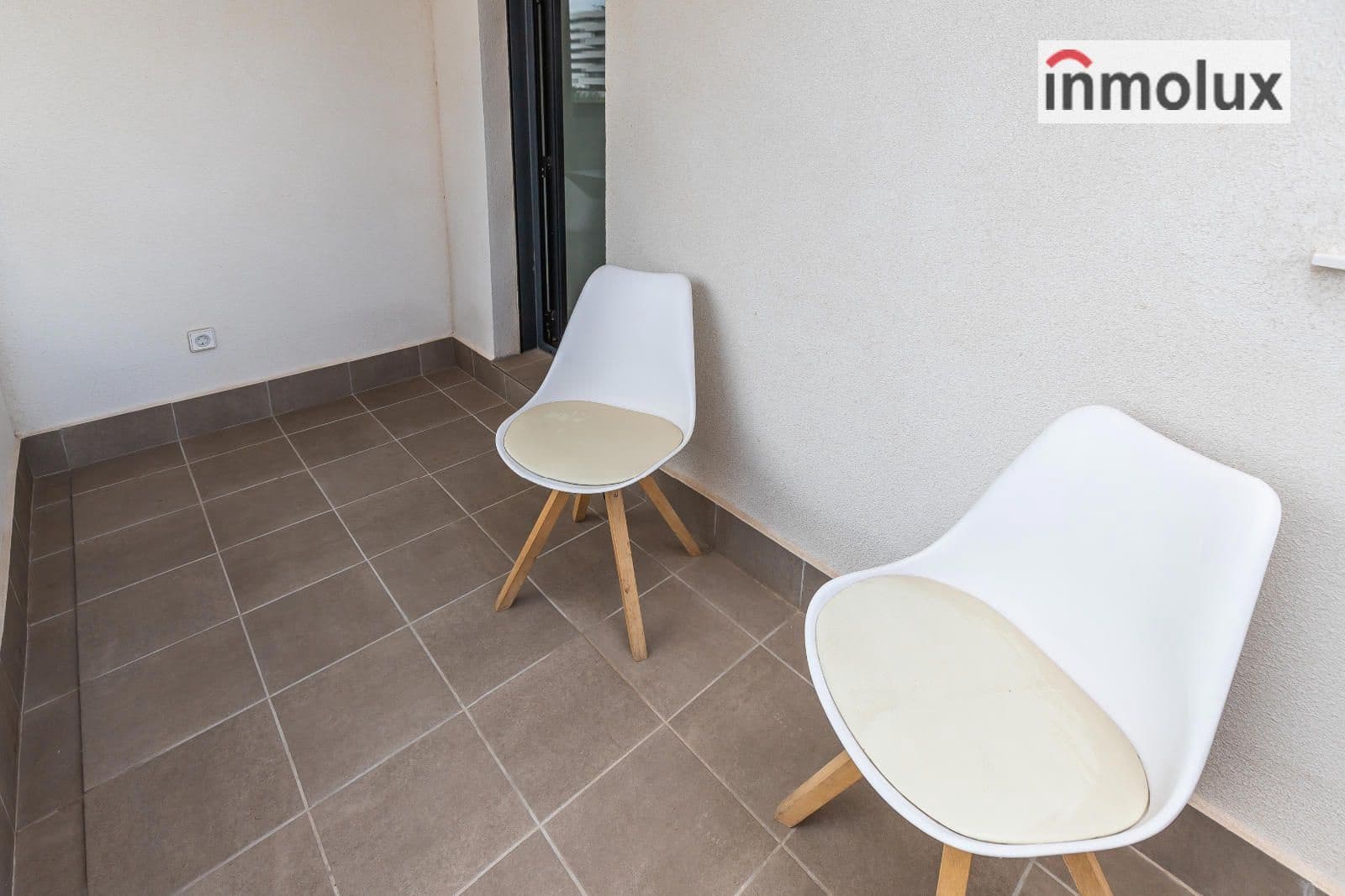 2 slaapkamer Flat te huur in Alicante stad met zwembad garage - € 1.400 (Ref: 9462948)