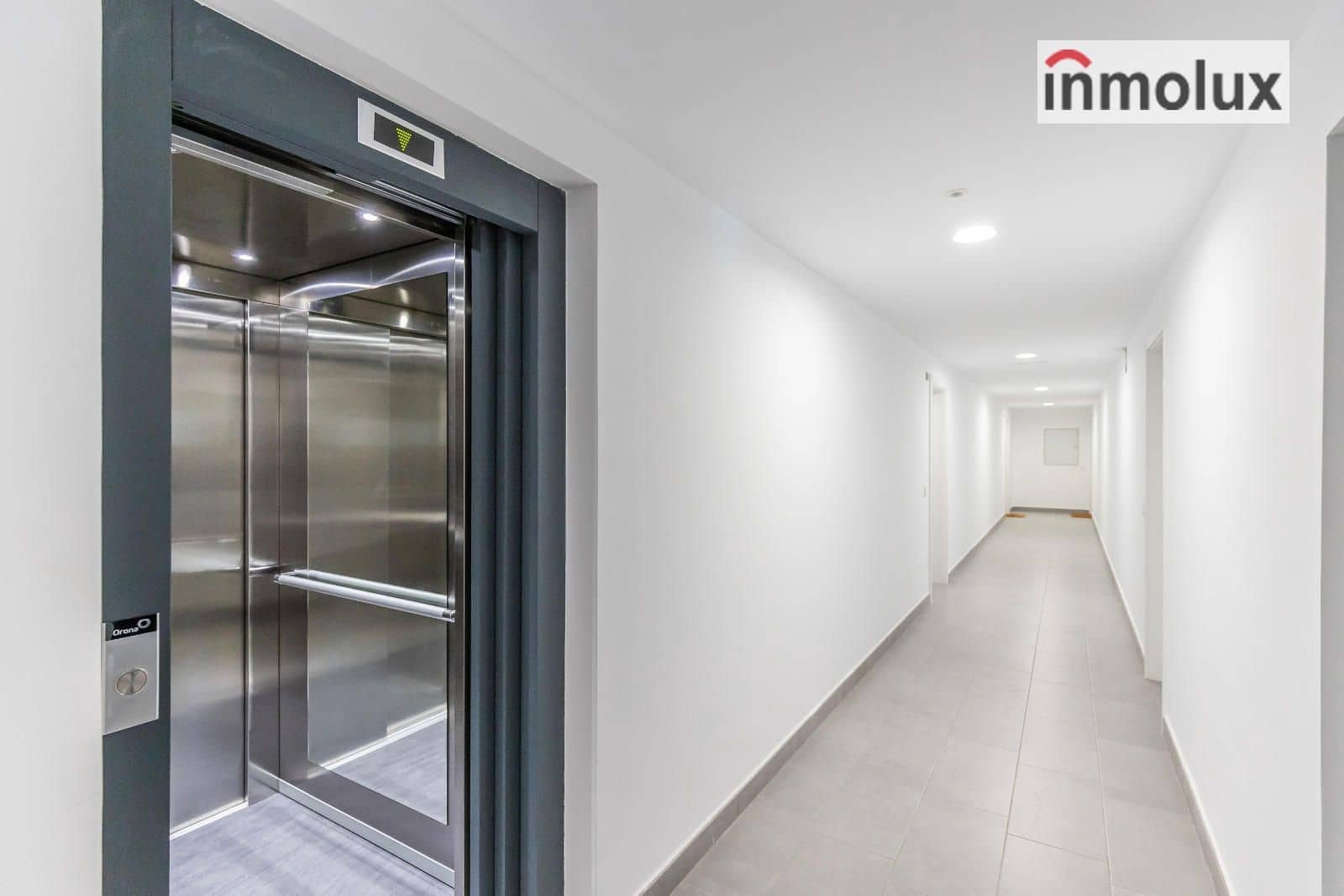 2 slaapkamer Flat te huur in Alicante stad met zwembad garage - € 1.400 (Ref: 9462948)