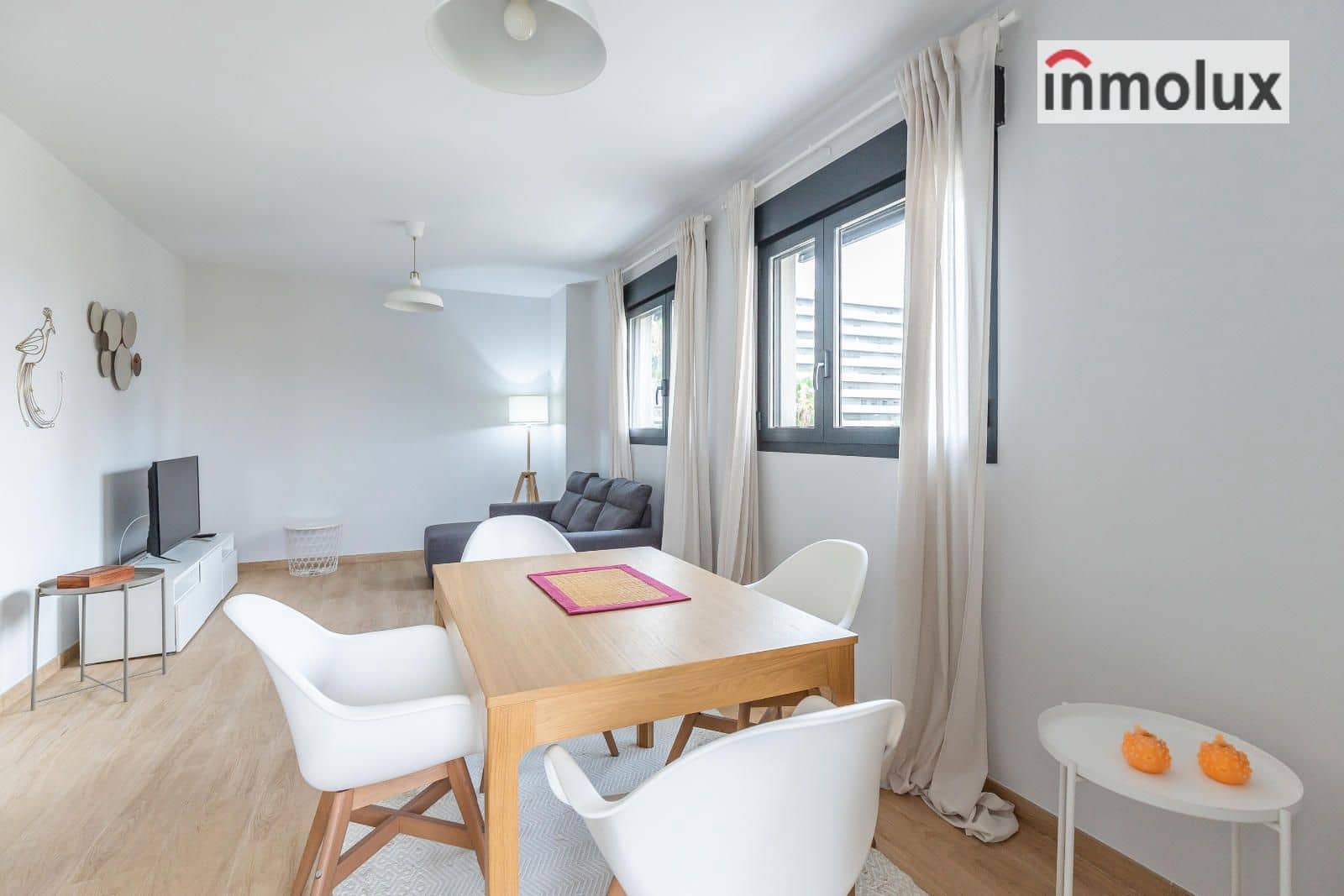 2 slaapkamer Flat te huur in Alicante stad met zwembad garage - € 1.400 (Ref: 9462948)