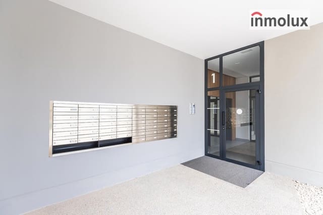 2 quarto Apartamento para arrendar em PAU, Alicante cidade com piscina garagem - 1 400 € (Ref: 9462948)