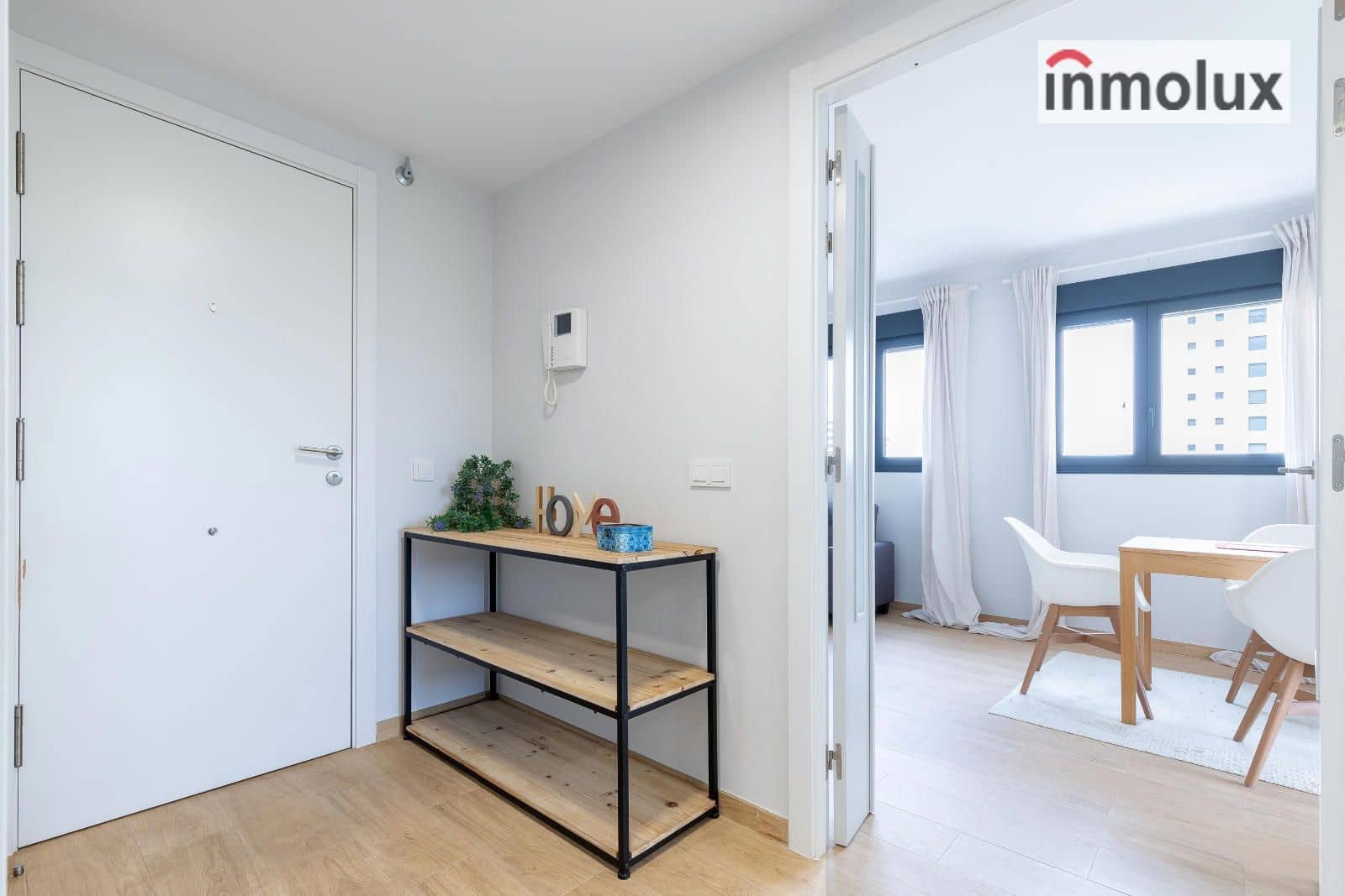 2 slaapkamer Flat te huur in Alicante stad met zwembad garage - € 1.400 (Ref: 9462948)