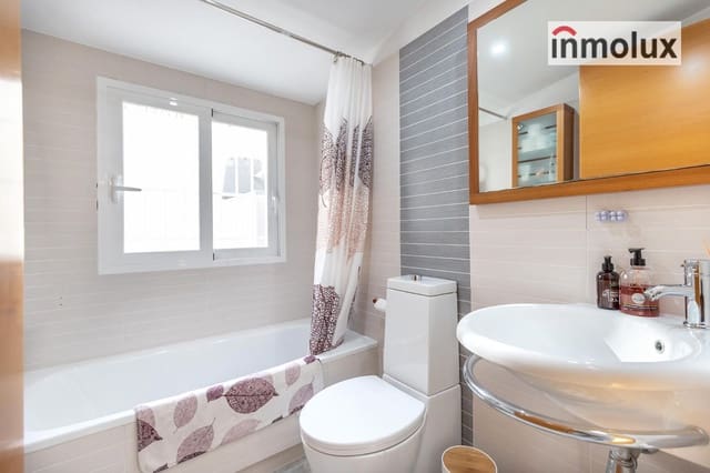 4 sovrum Villa till salu i Norte, Alicante stad med garage - 420 000 € (Ref: 9471831)