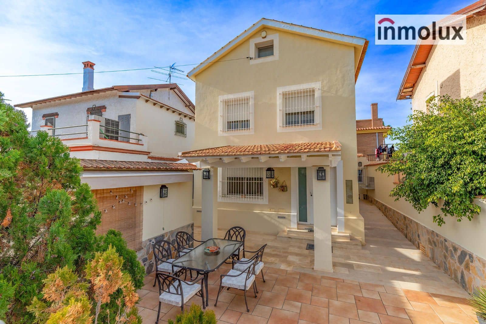 4 sovrum Villa till salu i Alicante stad med garage - 420 000 € (Ref: 9471831)