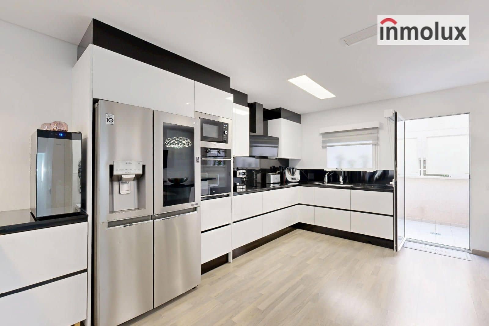 4 bedroom Townhouse for sale in Aspe with garage - € 329,000 (Ref: 9475733)