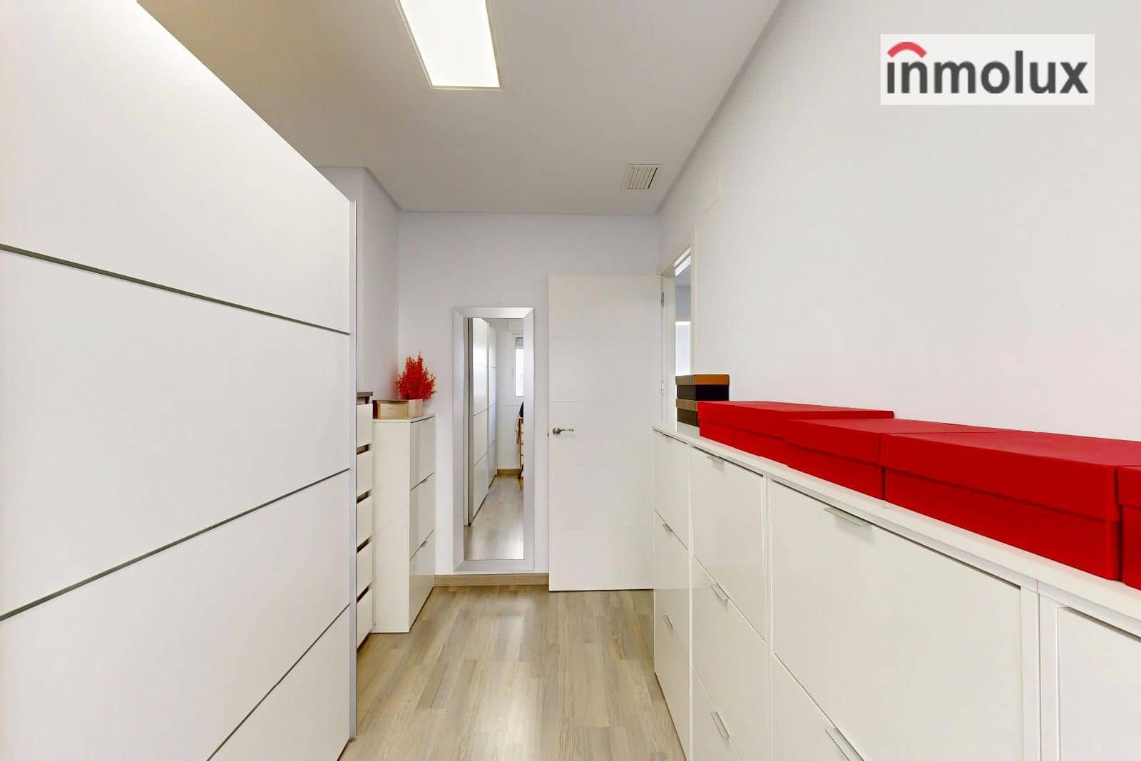 4 bedroom Townhouse for sale in Aspe with garage - € 329,000 (Ref: 9475733)