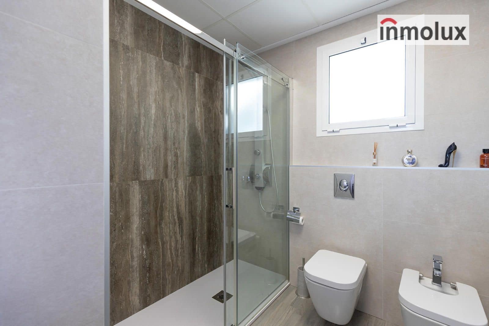 4 bedroom Townhouse for sale in Aspe with garage - € 329,000 (Ref: 9475733)