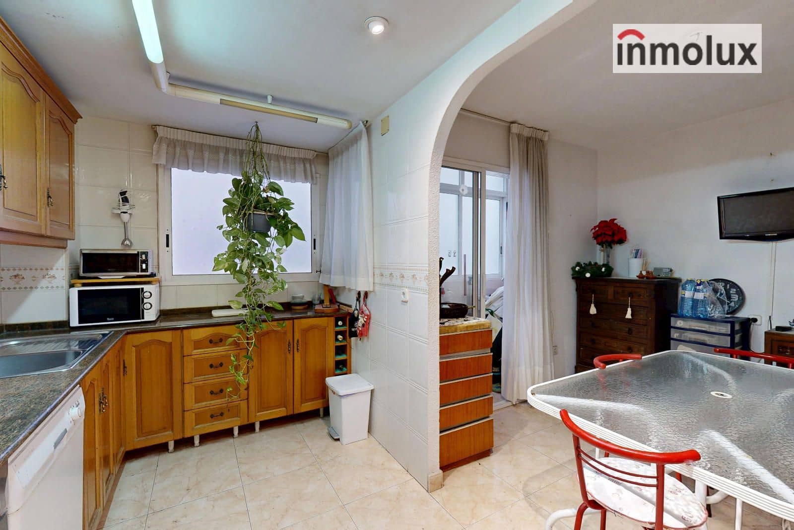 3 bedroom Flat for sale in Alicante / Alacant city with garage - € 380,000 (Ref: 9479441)