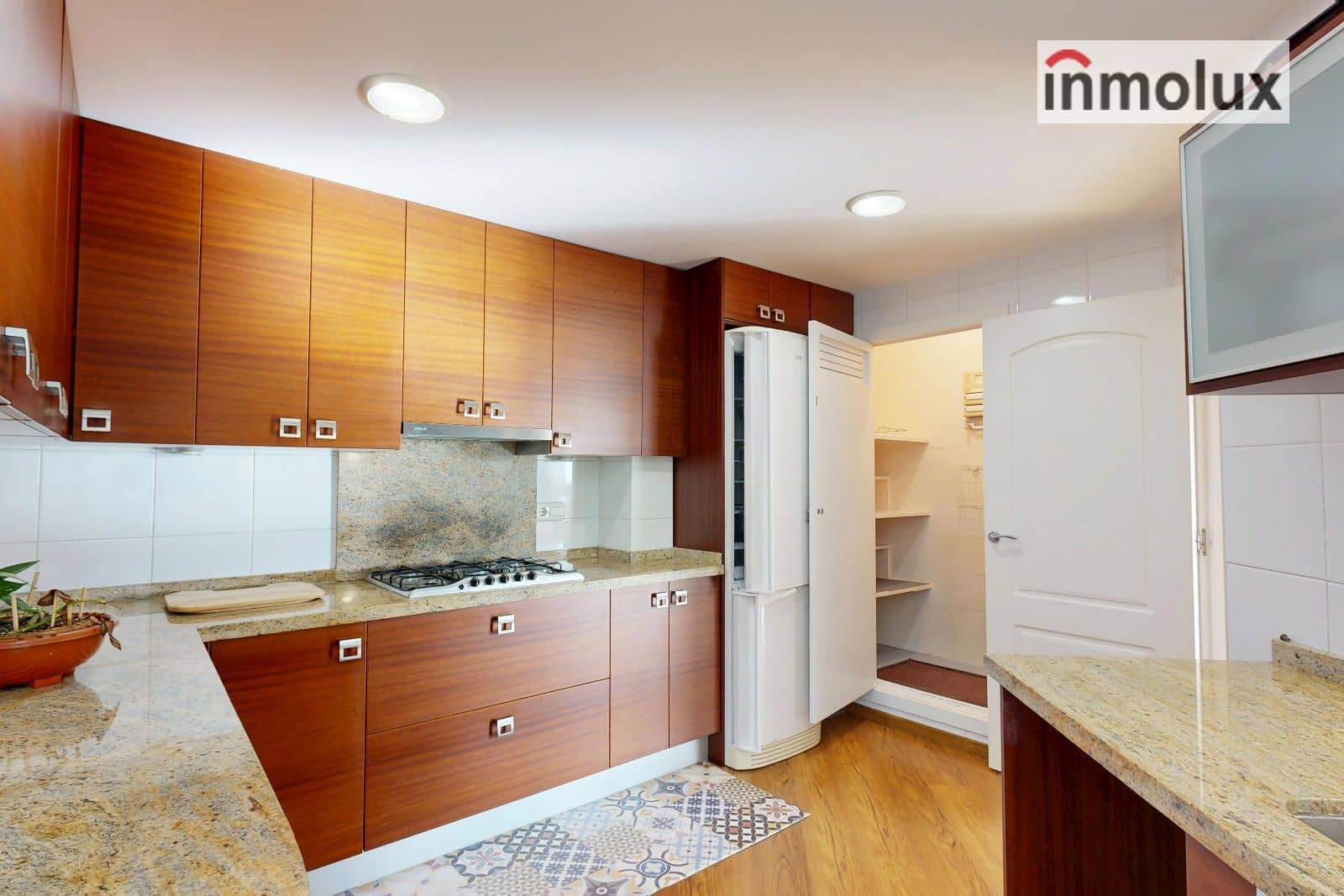 Piso de 5 habitaciones en Alicante / Alacant ciudad en venta - 480.000 € (Ref: 9480762)