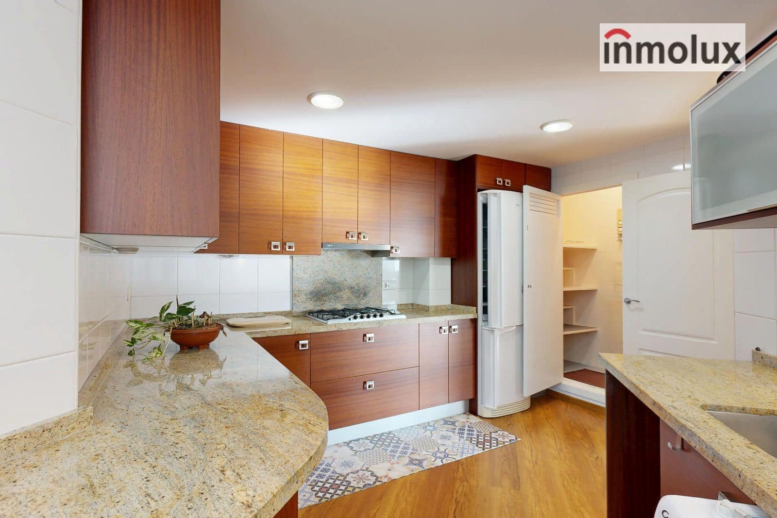 Piso de 5 habitaciones en Alicante / Alacant ciudad en venta - 480.000 € (Ref: 9480762)