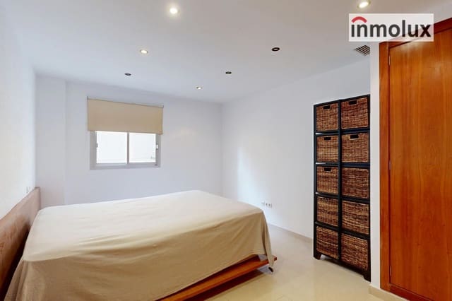 Piso de 3 habitaciones en Mercado, Alicante / Alacant ciudad en venta - 280.000 € (Ref: 9481639)