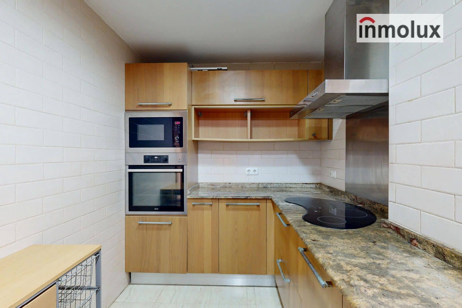 3 bedroom Flat for sale in Alicante / Alacant city - € 280,000 (Ref: 9481639)