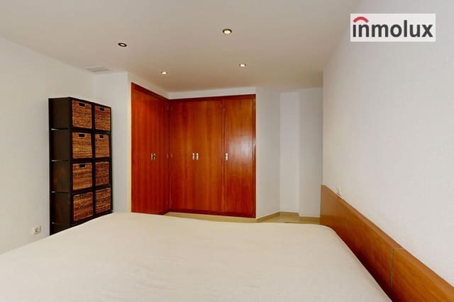 Piso de 3 habitaciones en Mercado, Alicante / Alacant ciudad en venta - 280.000 € (Ref: 9481639)