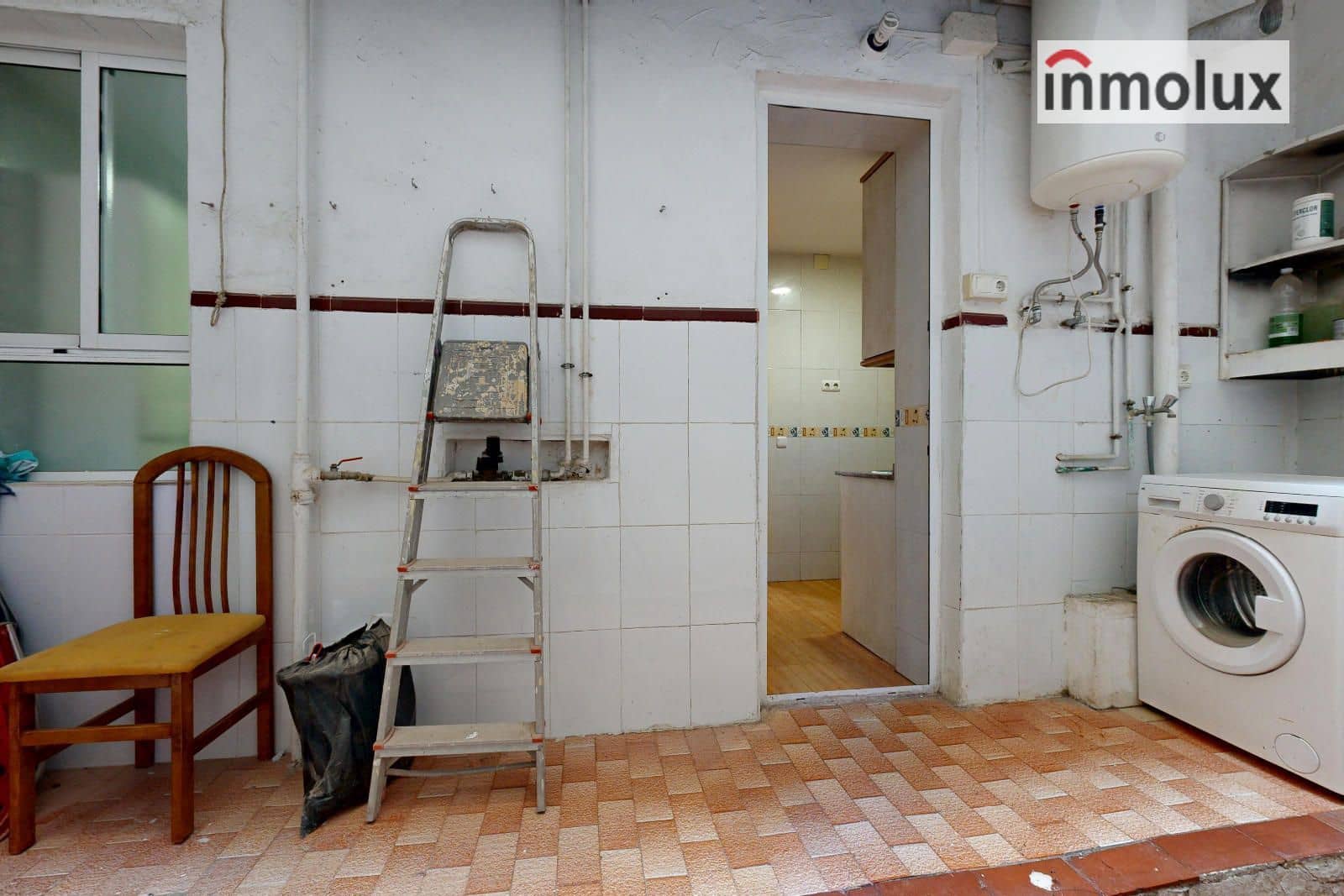 4 bedroom Flat for sale in Alicante / Alacant city - € 170,000 (Ref: 9490094)