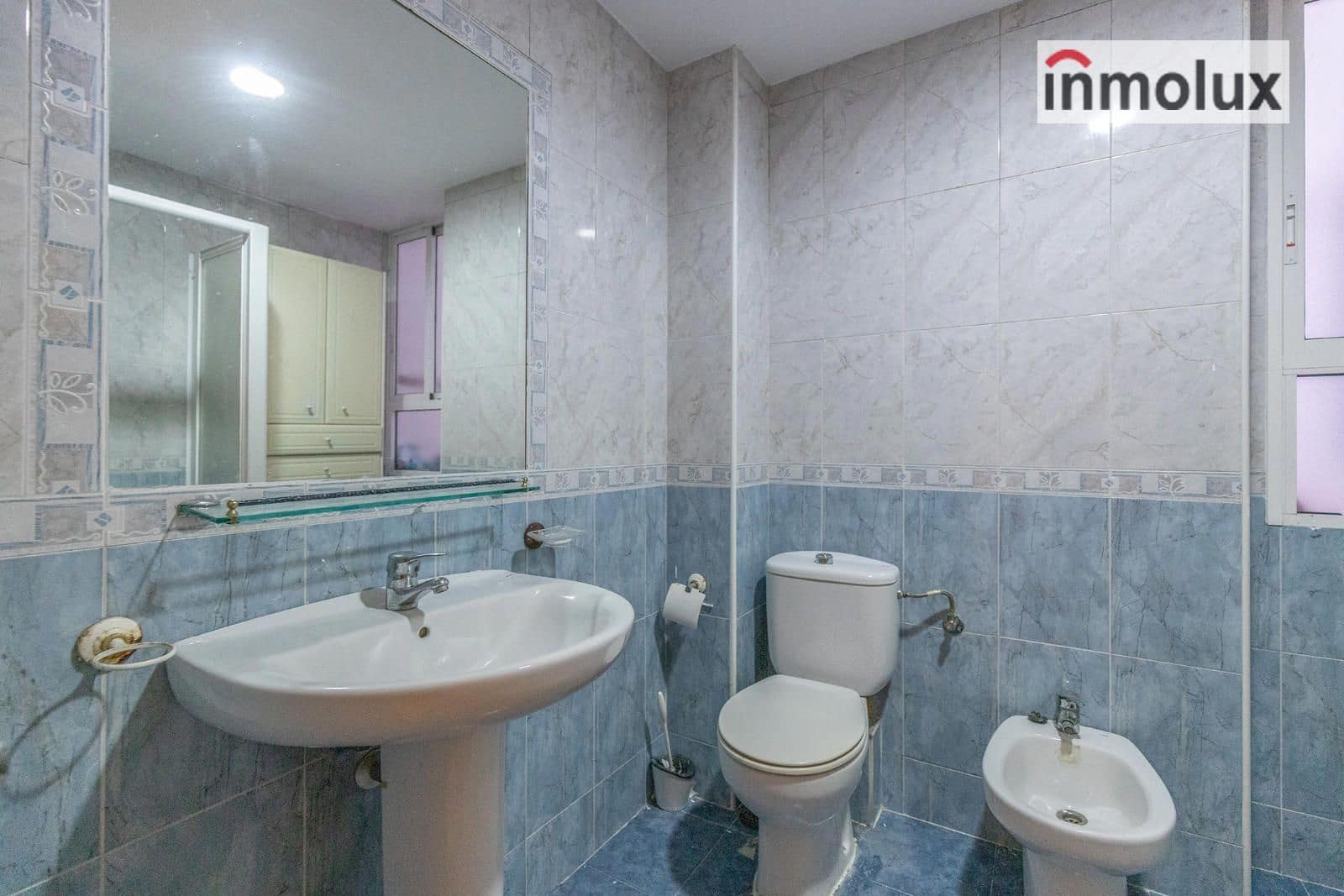 4 bedroom Flat for sale in Alicante / Alacant city - € 170,000 (Ref: 9490094)