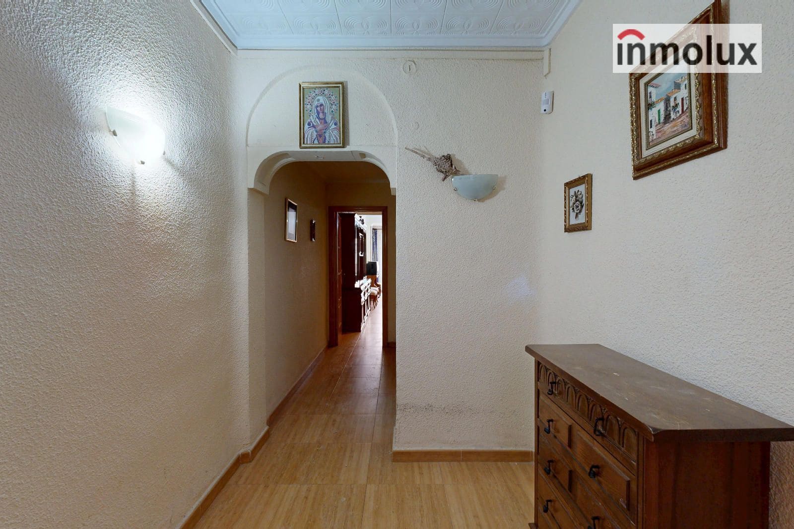 4 bedroom Flat for sale in Alicante / Alacant city - € 170,000 (Ref: 9490094)