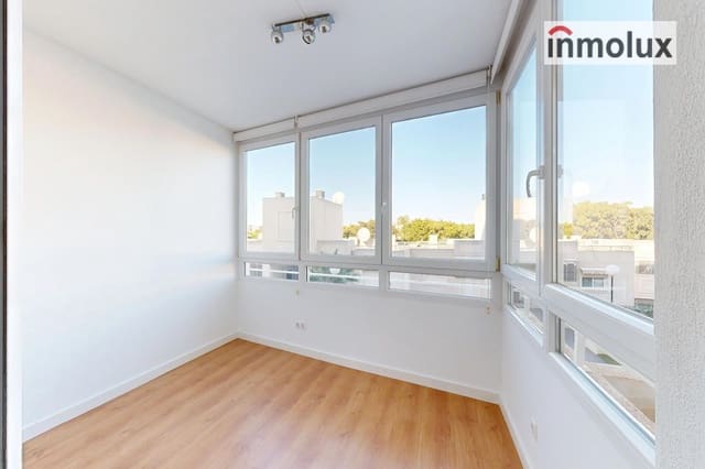 2 soveværelse Lejlighed til salg i Playa de San Juan, Alicante by med swimmingpool garage - € 340.000 (Ref: 9491681)