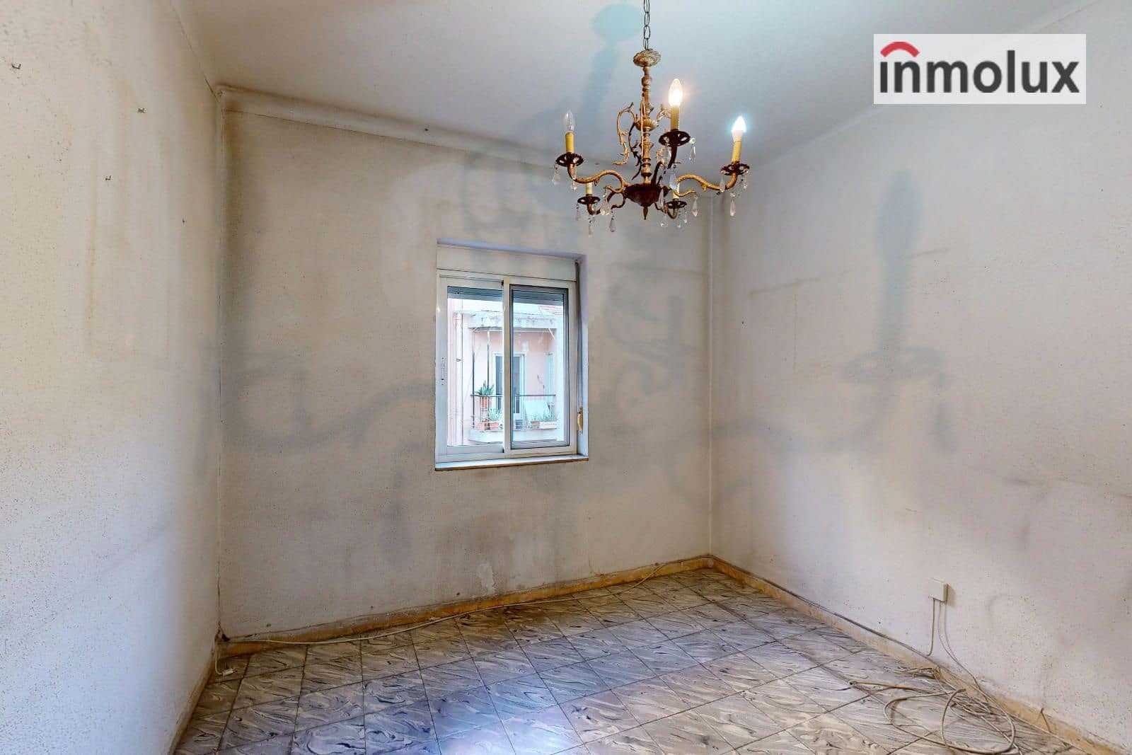 3 soveværelse Lejlighed til salg i Alicante by - € 125.000 (Ref: 9500794)