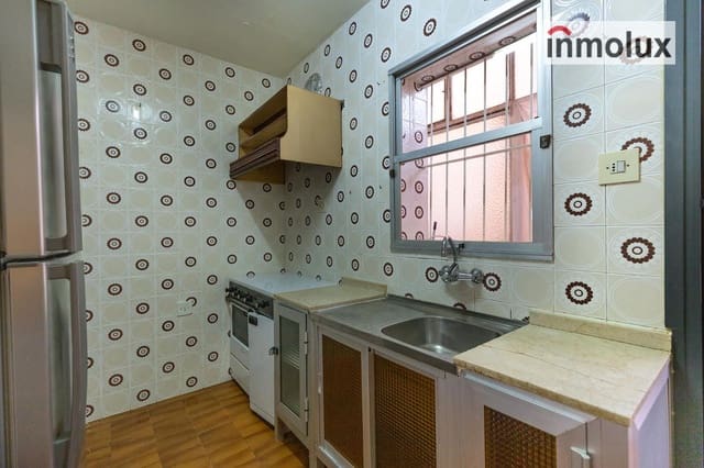 3 soveværelse Lejlighed til salg i Los Ángeles, Alicante by - € 125.000 (Ref: 9500794)