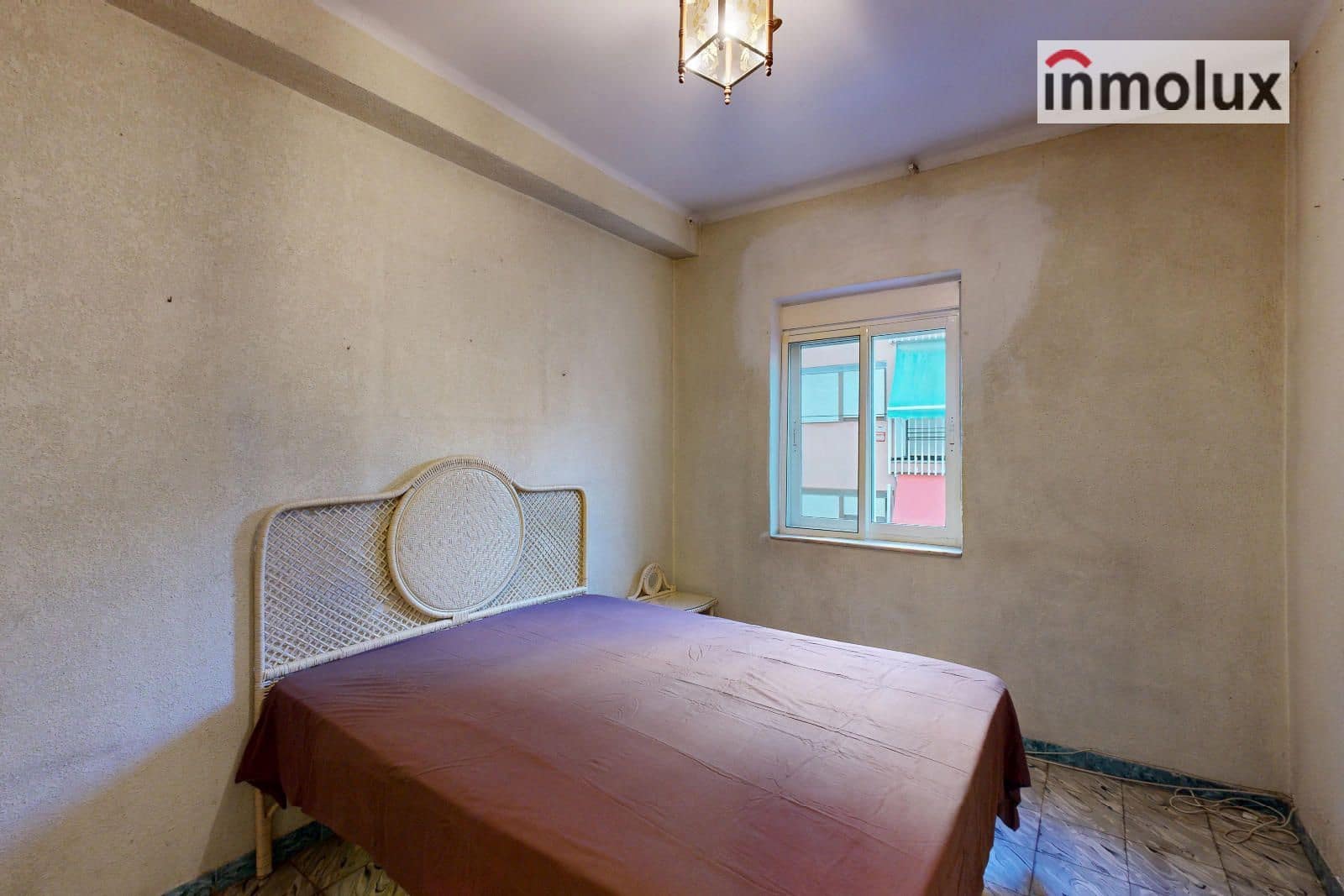 3 soveværelse Lejlighed til salg i Alicante by - € 125.000 (Ref: 9500794)