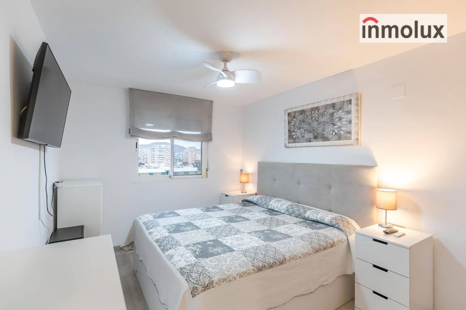 Appartement de 3 chambres à louer à Playa de San Juan avec piscine garage - 1 300 € (Ref: 9510286)