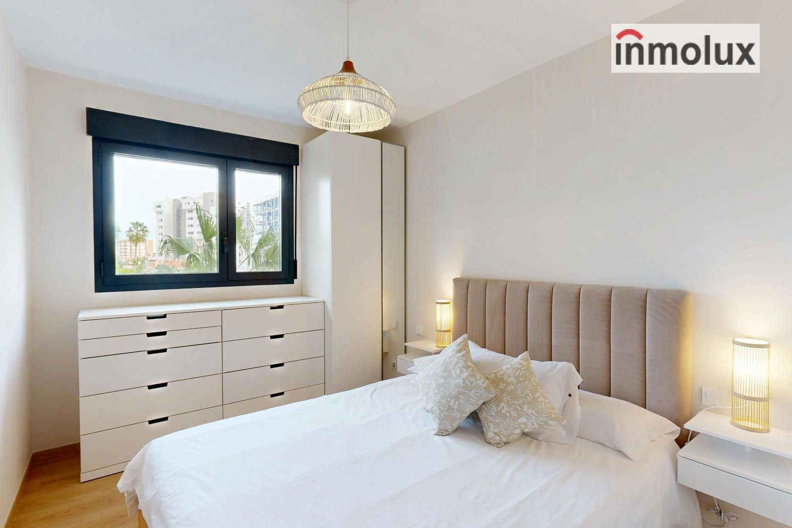 1 soveværelse Lejlighed til salg i Alicante by med swimmingpool garage - € 374.000 (Ref: 9567926)