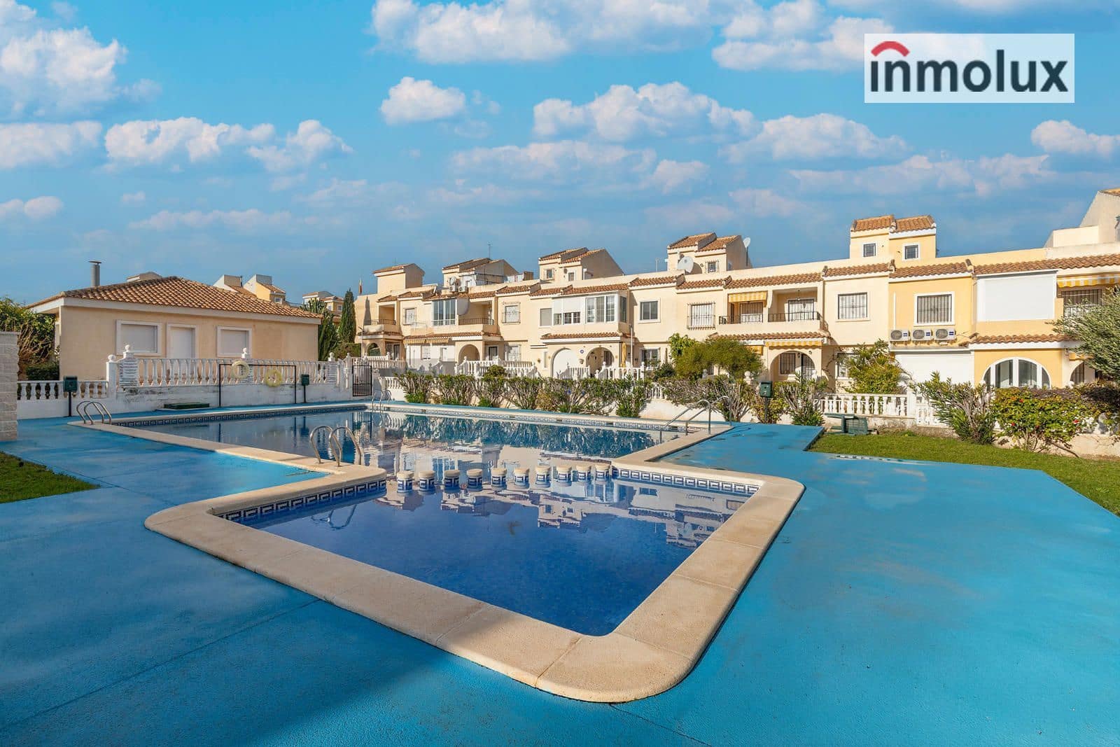 2 bedroom Townhouse for sale in Gran Alacant with pool - € 245,000 (Ref: 9583190)