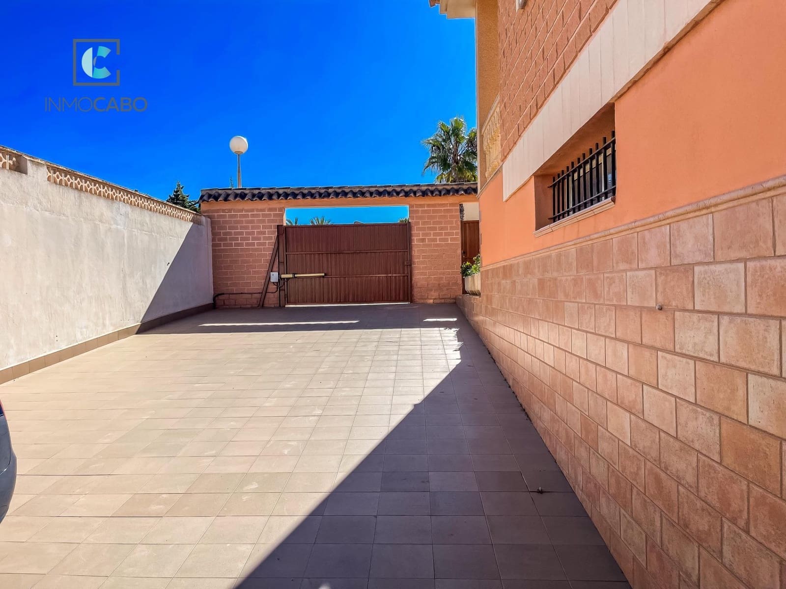 6 soverom Villa til salgs i La Manga del Mar Menor - € 480 000 (Ref: 7895845)