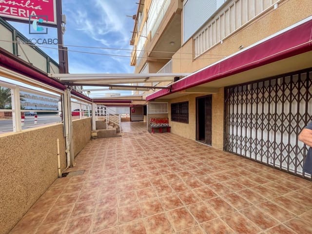 Kommersiell till salu i La Manga del Mar Menor - 325 000 € (Ref: 7990325)