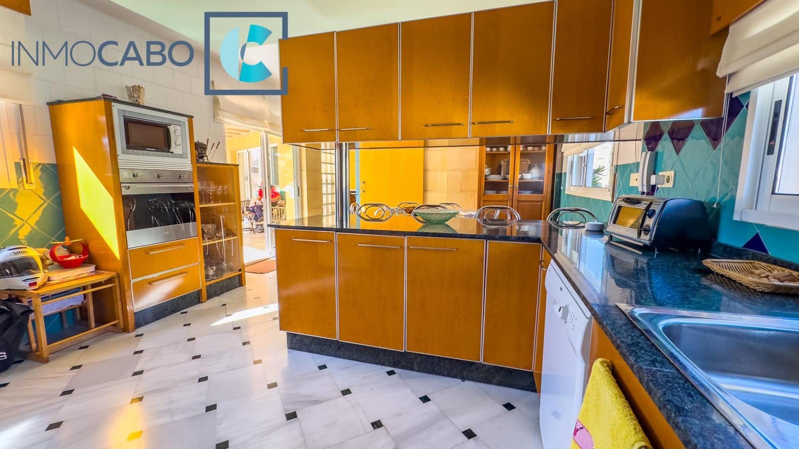 3 soveværelse Villa til salg i Cala Flores med swimmingpool garage - € 600.000 (Ref: 8076127)