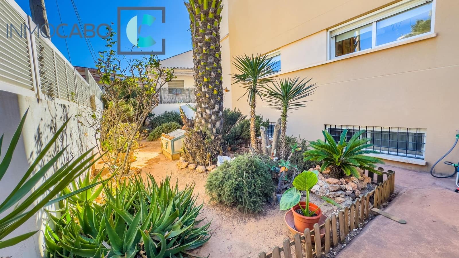 3 soveværelse Villa til salg i Cala Flores med swimmingpool garage - € 600.000 (Ref: 8076127)