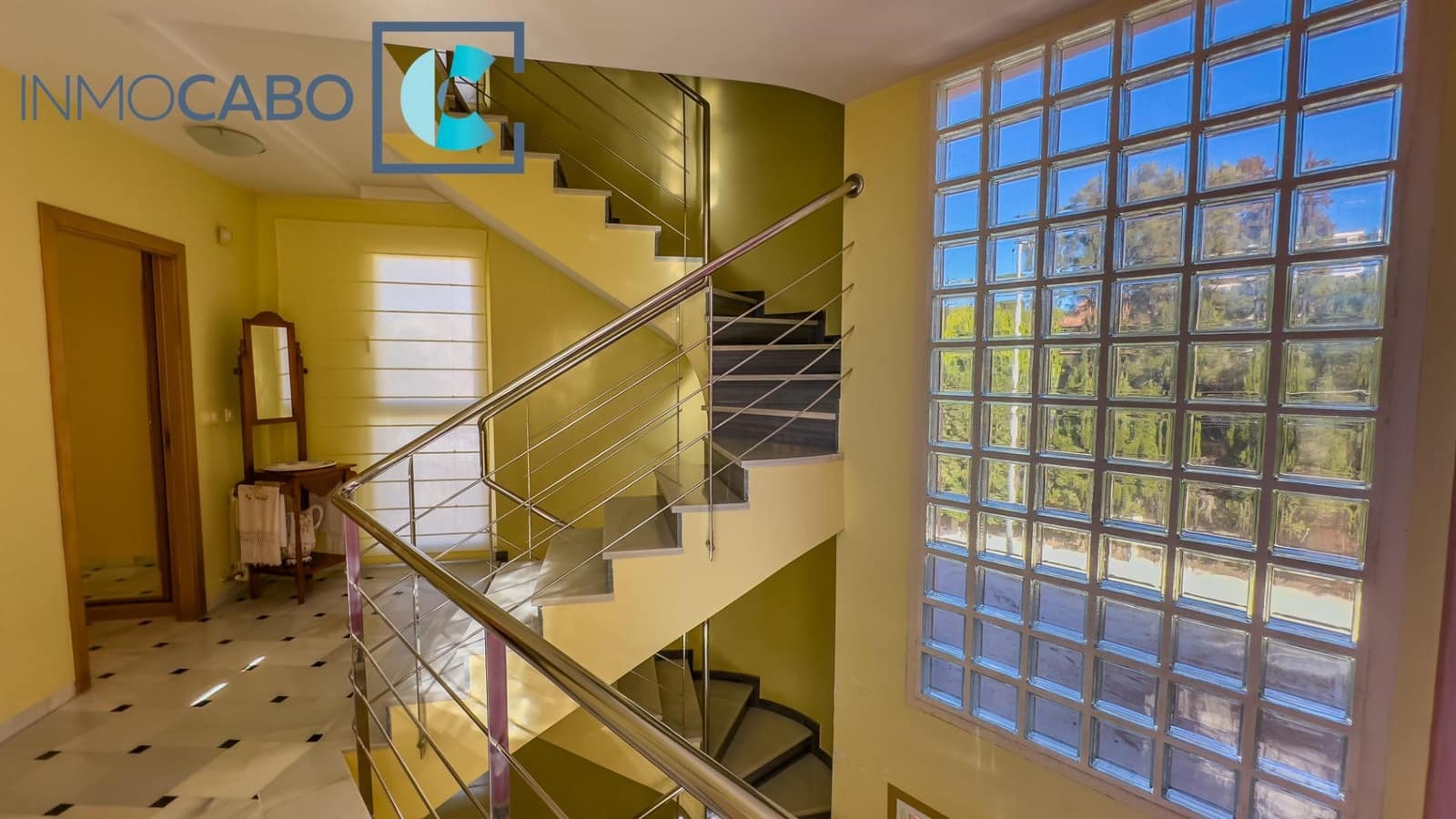 3 soveværelse Villa til salg i Cala Flores med swimmingpool garage - € 600.000 (Ref: 8076127)