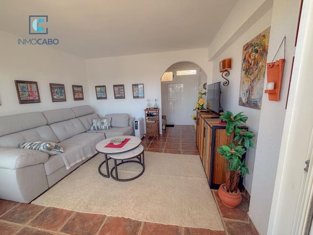 1 soverom Leilighet til salgs i La Manga del Mar Menor med svømmebasseng - € 150 000 (Ref: 9020621)