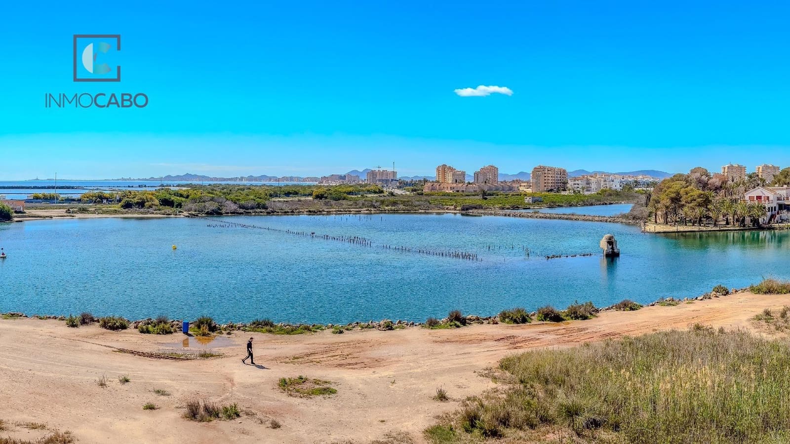 2 soverom Leilighet til salgs i La Manga del Mar Menor med svømmebasseng garasje - € 153 000 (Ref: 9200647)