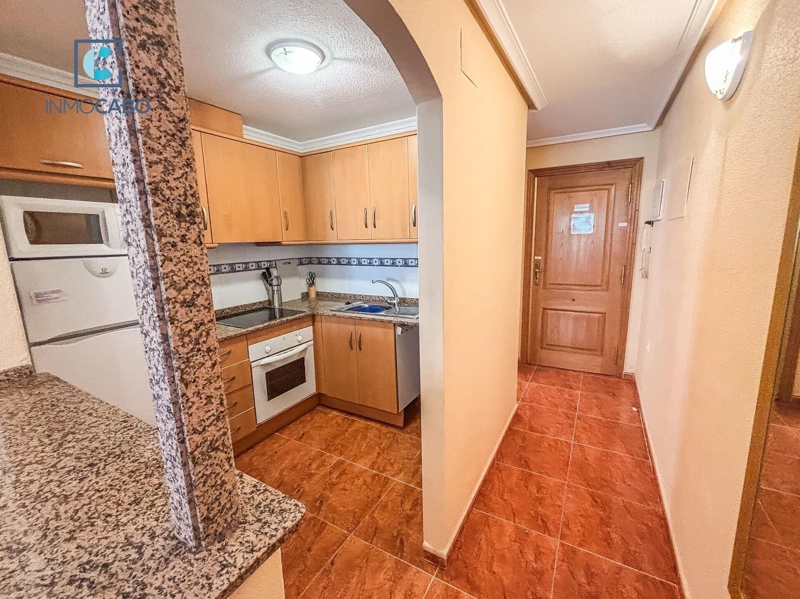 2 soveværelse Lejlighed til salg i Cala Reona med swimmingpool - € 175.000 (Ref: 9240225)